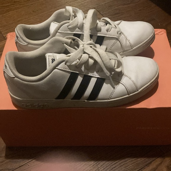 ADIDAS SNEAKERS - Picture 3 of 4